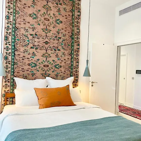 Carre Dorelegant 2 Br דירה