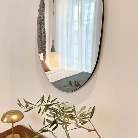Carre Dorelegant 2 Br Apartamento