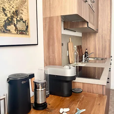 Carre Dorelegant 2 Br דירה *