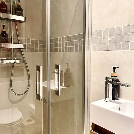 דירה Carre Dorelegant 2 Br *
